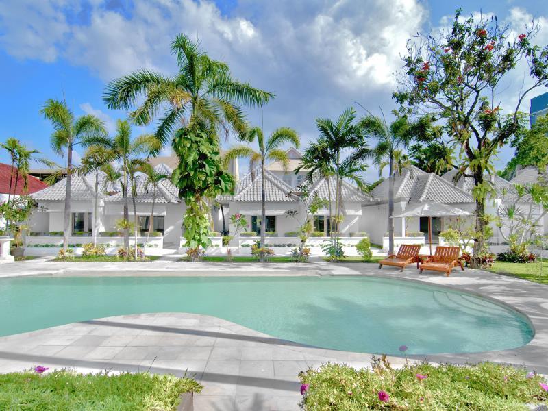 Kutaville Seminyak  Ngoại thất bức ảnh