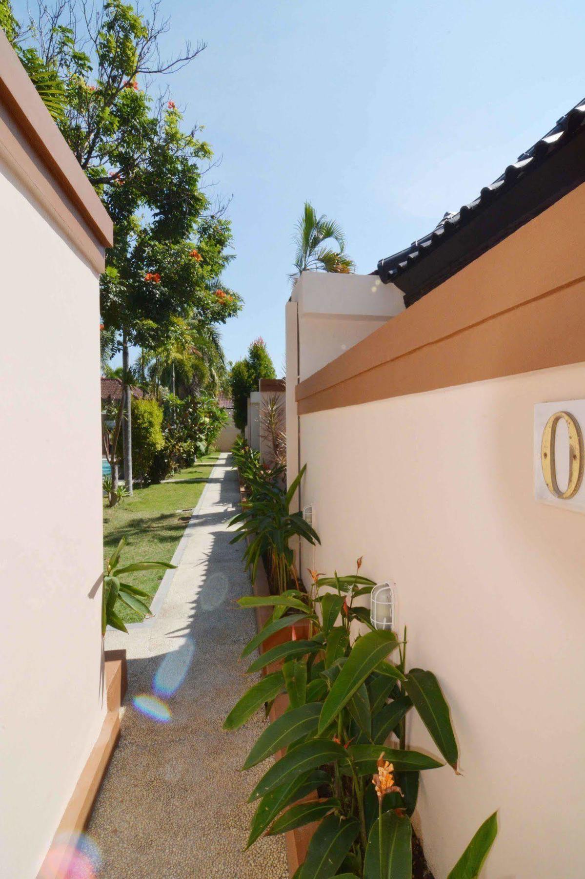 Kutaville Seminyak  Ngoại thất bức ảnh
